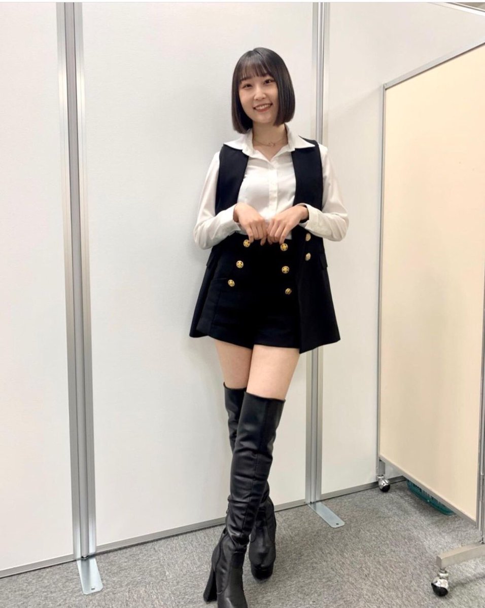 mkt224226's tweet photo. 今回のハロコンは段原さんしか観ていなかったので、全体の構成はさっぱりわかりません。
段原さんのダンス部を観れただけで満足です。
それほどボブになった段原さんの仕上がりは素晴らしかった。
次回からもっと全体を観るようにしよう。
自信ないけど。
#ハロコン名古屋
#team_Ruby
#段原瑠々 https://t.co/DL1wTFCTrg
