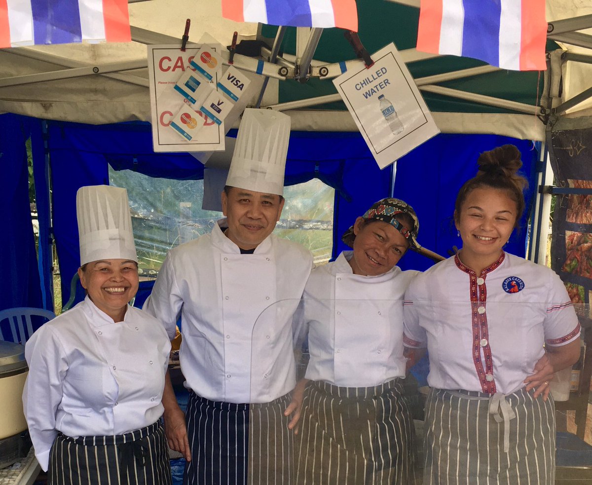 Special guest chef #Thai <a href="/LoseleyGdnShow/">LoseleyGdnShow</a>