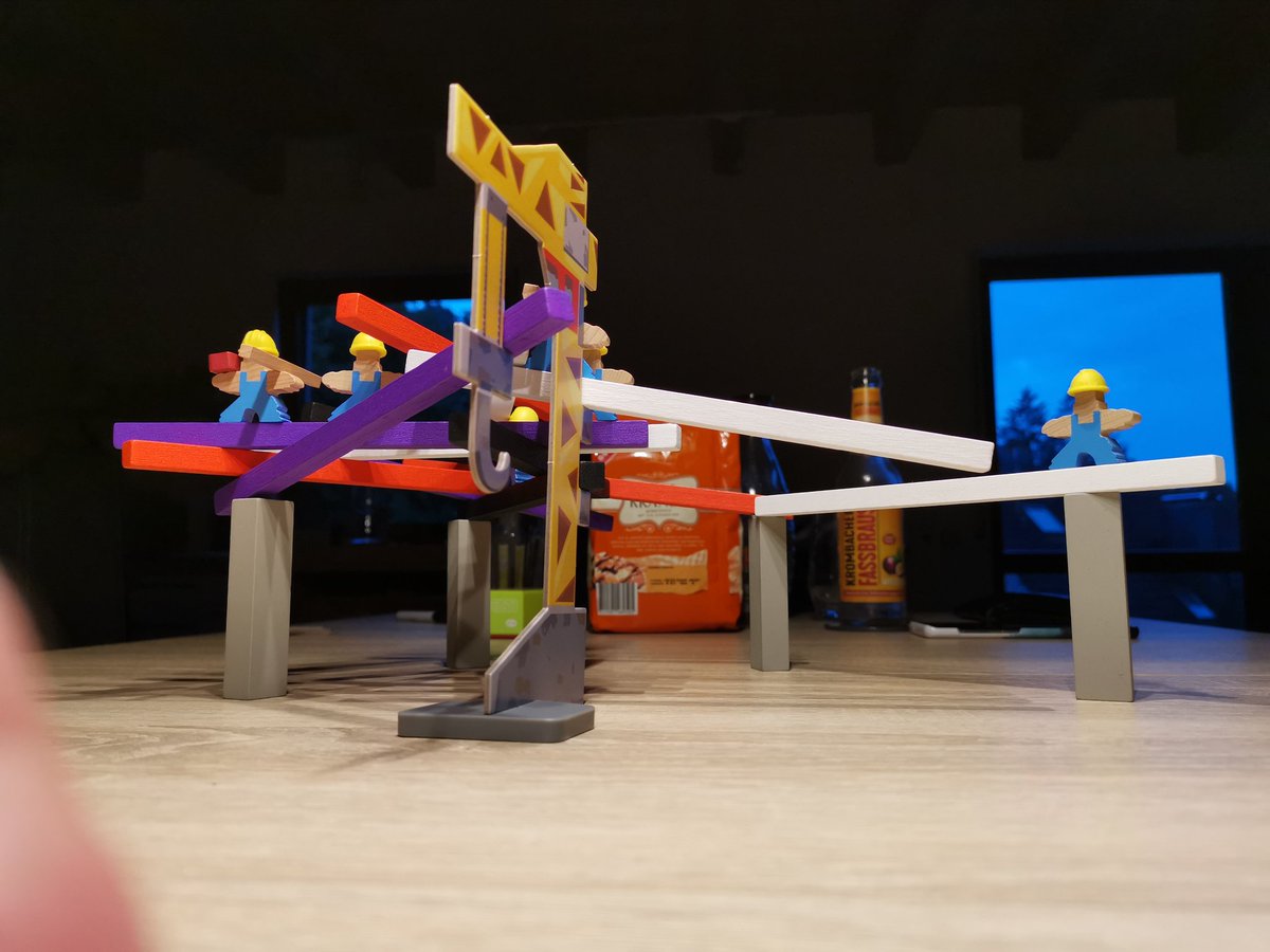 D0ELLNER's tweet image. Gestern Bekannten ein paar neue Spiele beigebracht. Kam alles sehr gut an. Die neuen Charaktere für #Klong machen richtig Spaß #QuizClub ist ein neues Spiel von @FuntailsSpiele mit kooperativ und konfrontativen Runden und coolen Fragen