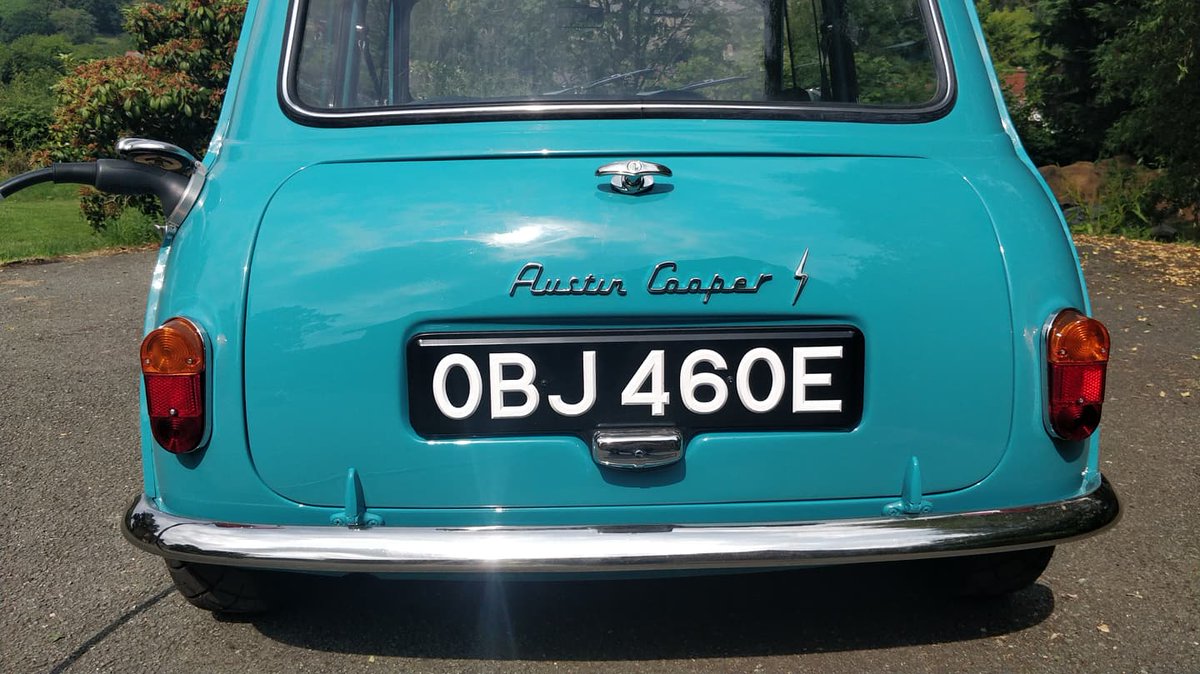 elecclassiccars's tweet image. Fully charged and ready for a Sunday test drive. 😎⚡👌 #electricmini #classicmini #minicoopers #mini