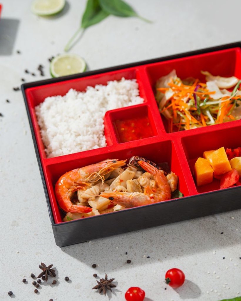 HighTideMv's tweet photo. Cozy days call for one of our Thai Style Seafood Bento Boxes 🍱 https://t.co/lwLJMW4dah
