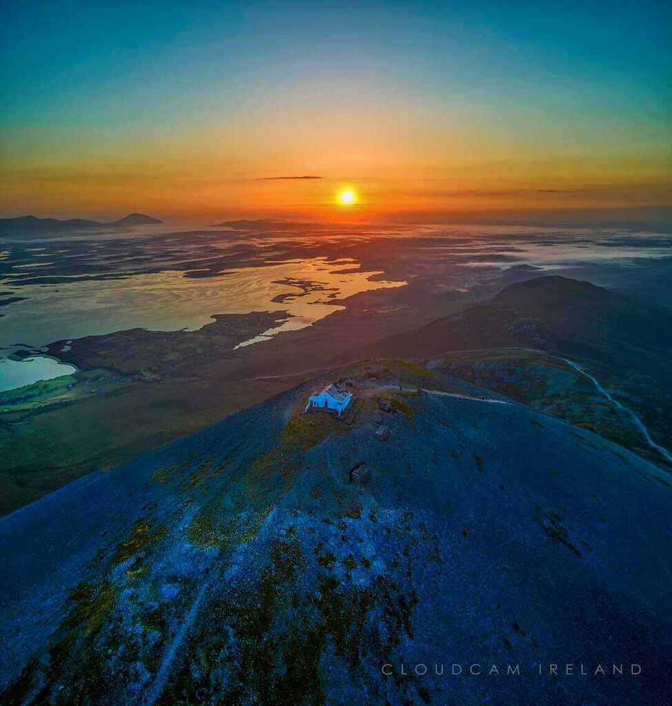 5:42am | Sunrise | Reek Sunday 2021

Good luck to all who are climbing Croagh Patrick today.
📷 Cloudcam Ireland 
#reeksunday #westportawaits #visitwestport ift.tt/1RsnFVD