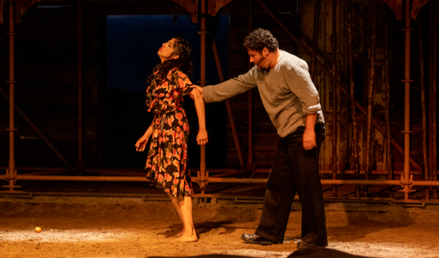 Donder en bliksem versterkt #drama bij #Opera #Spanga -  rondomvandaag.nl/regio/sneek/cu…