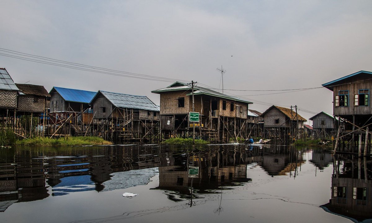 Cahora's tweet photo. ✈✈ Un viaje hasta el Inle: el hogar de los hijos del lago https://t.co/XAvFKFuw0z #tursmo #Myanmar por @Viajar_Ahora https://t.co/JXS480Y7Lf
