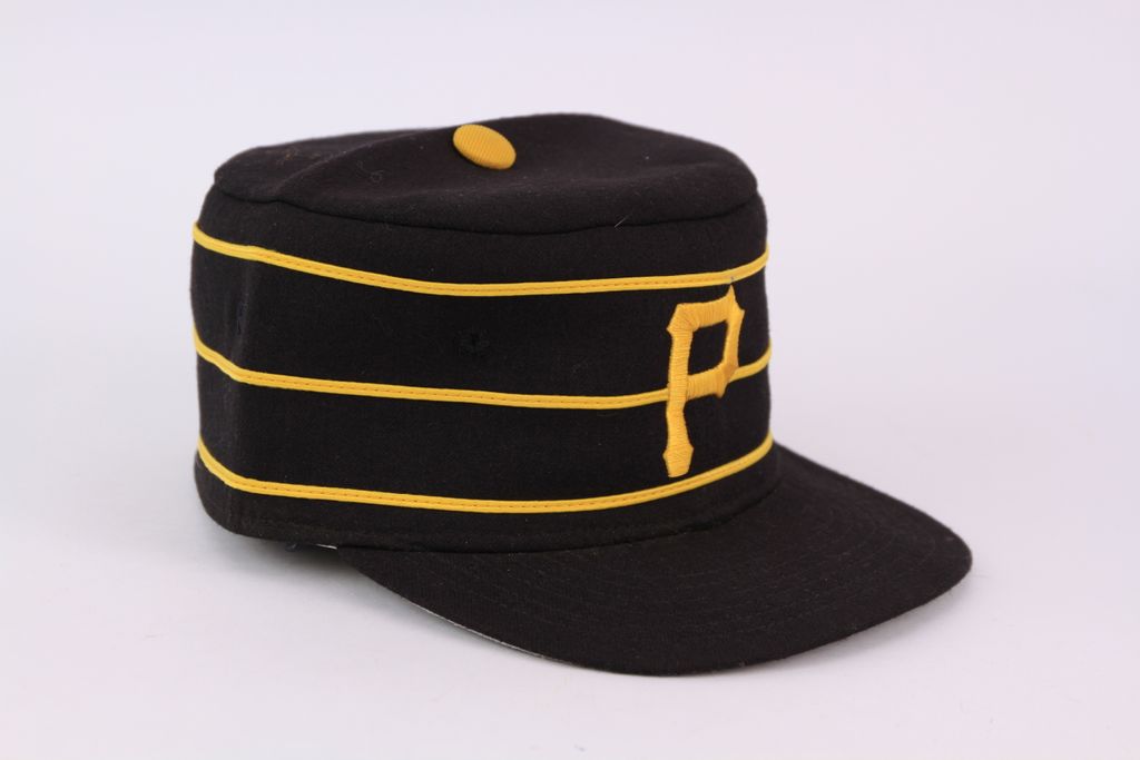 AMFMLincoln's tweet photo. You might have noticed the Pittsburgh Pirates are in last place in the NL Central. We have a few ideas on how they could turn things around, starting with these...
#MLB #Totally80s #BestHatEver #WeAreFamily https://t.co/t2LUKW1LSX