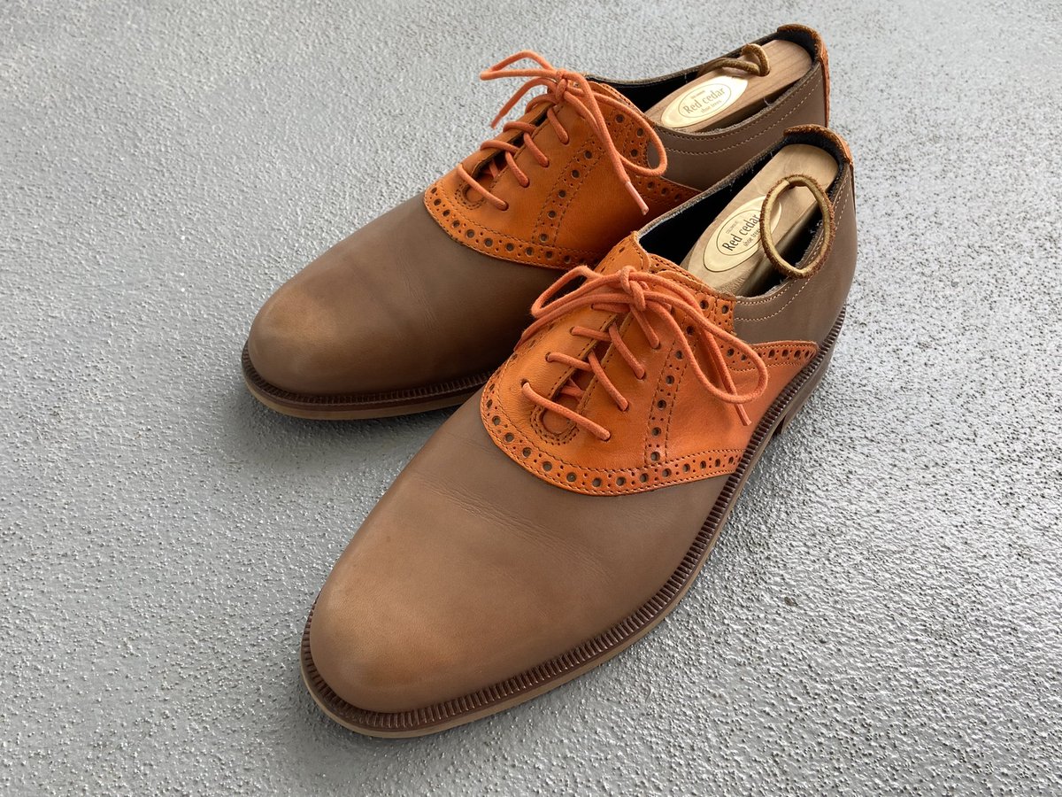CACTIANDSNAKES's tweet photo. たまにはこんな感じのカジュアルも無くはないかな、とも思う。
#colehaan #靴磨き https://t.co/Gvy2ahMM9T
