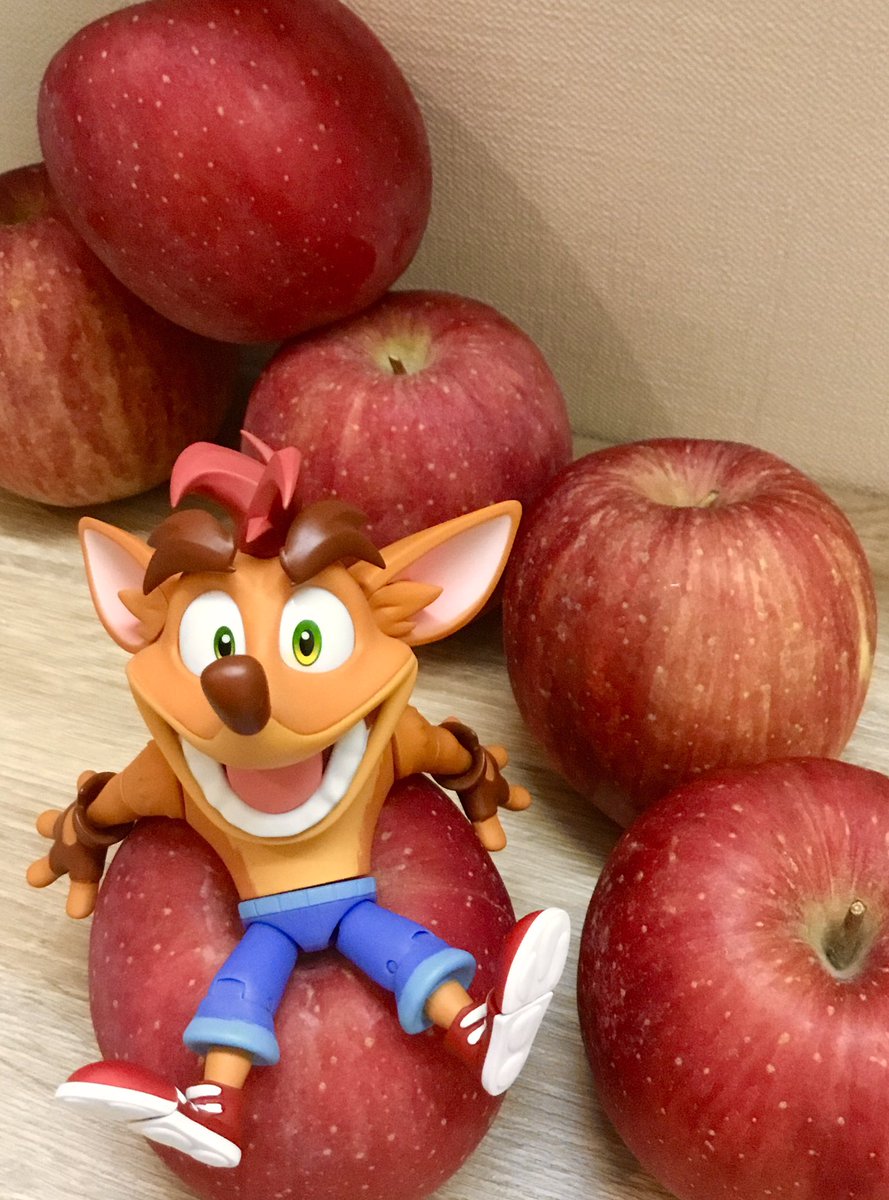 クラッシュ・バンディクー」 9インチ PVC製スタチュー ねんどろいど