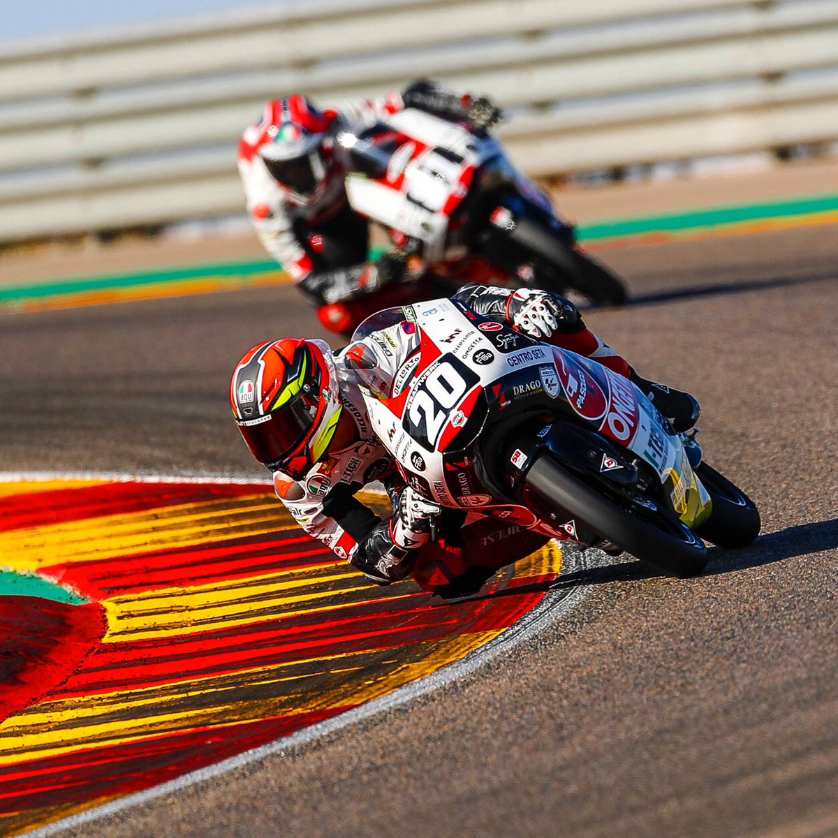 teamSic58's tweet photo. RACE 🏁 Moto3
Jose García 🅿️6
Senna Agius 🅿️18
#sic58squadracorse @CEVMotorcycle #Moto3 #JWC #JG20 #HV21 #SA81 #Sic58 https://t.co/rqPkznFLbc