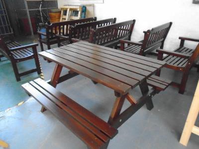 HMPWarrenHill's tweet photo. Some of the garden furniture made in our #woodwork #workshop @HMPWarrenHill ready to go out, all our men are working part time either AM or PM all areas have reopened in a #covid safe capacity #recovery #cohorting #community #education #work #Hope #resettlement #rehabilitation https://t.co/g2xlUEZujX