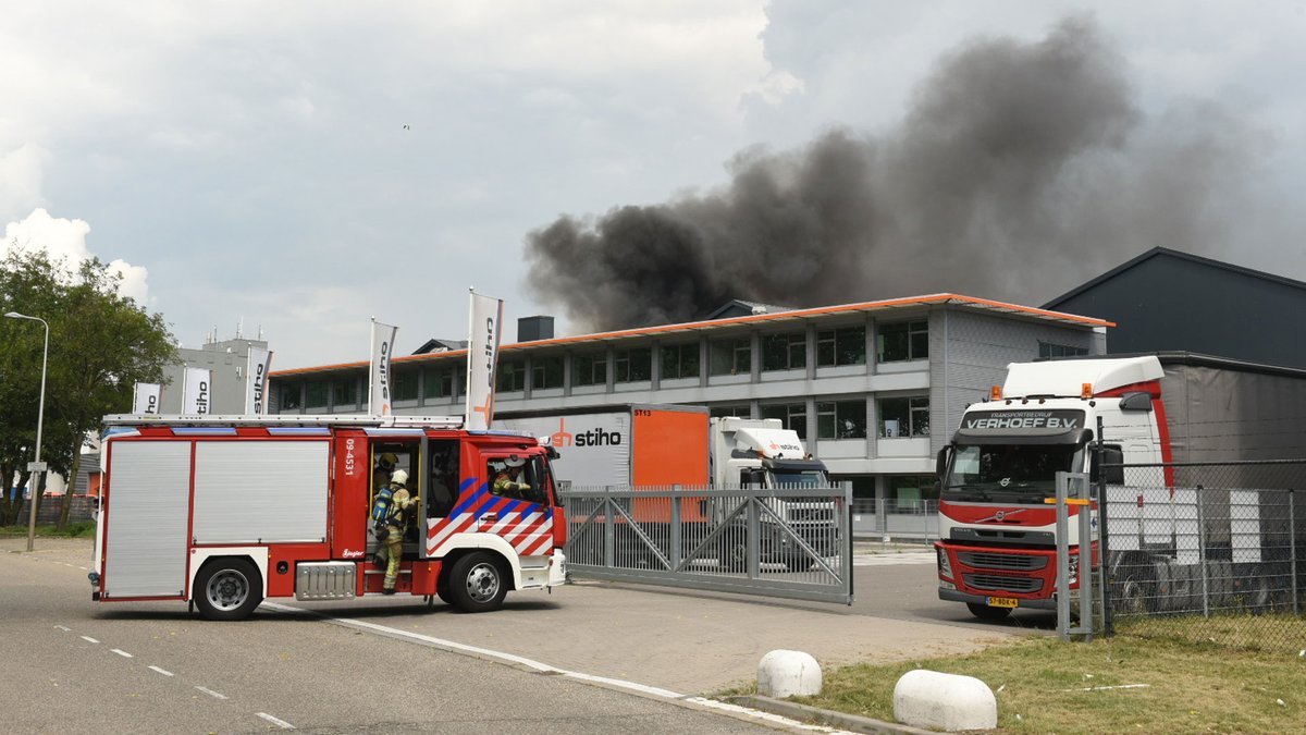 De brand bij bouwmarkt Stiho op bedrijventerrein Lage Weide in Utrecht is brandmeester.