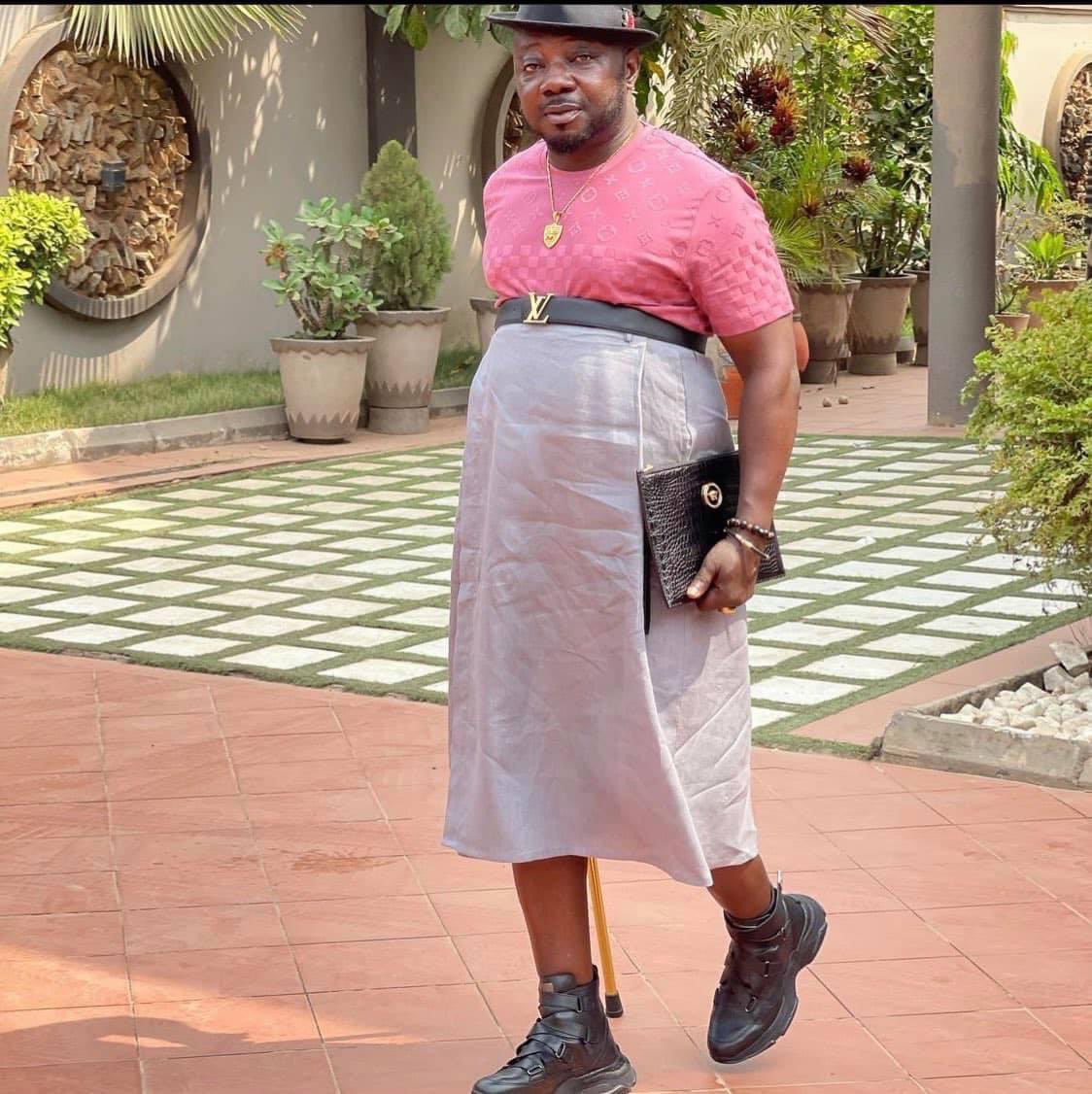 Philcol26633207's tweet photo. this guy dierr after they pass the bill, pentecost prison straight.. https://t.co/yaFwJpwcc4