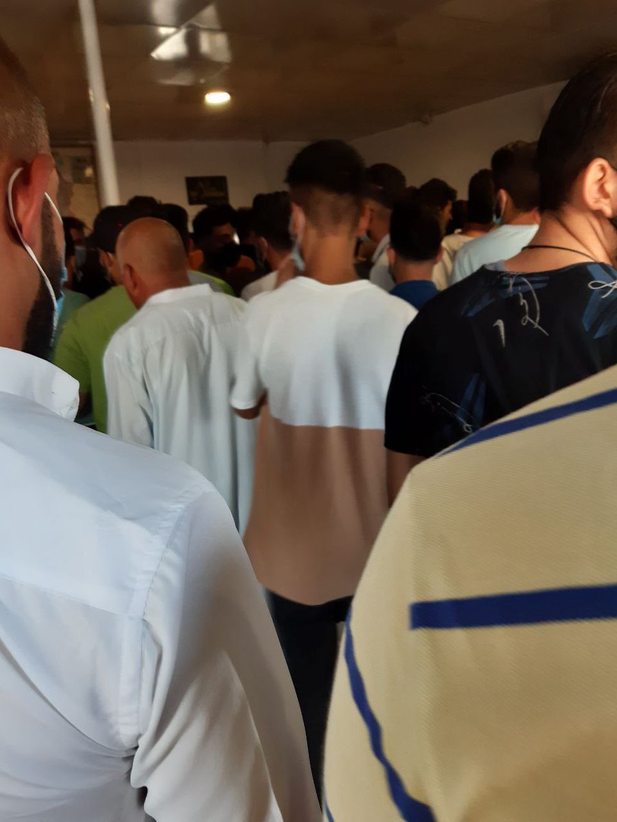shahadkarem's tweet photo. خلي العالم يشوف التباعد بعينه بأي قانون اي شخص ينشر الوباء متعمد يتعاقب احنه المن راح نقاضي  ؟؟؟؟؟؟؟ 

#Biden_save_the_students_iraq @POTUS @JoeBiden #الغااااء_الحضووووري #ارواحنا_لو_الرصانة_يالكاظمي https://t.co/69Tn5nMwL3