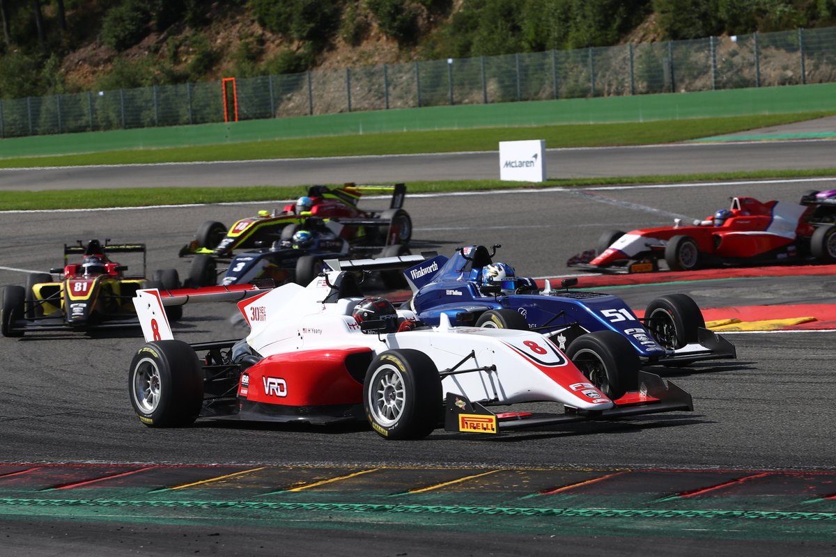 The perfect team performance! 🤝

🥇 🇧🇷 @robertofaria777 
🥈 🇩🇰 #MikkelGrundtvig 
🥉 🇺🇸 @hunteryeany 

What a fantastic way to end the weekend at 🇧🇪 @circuitspa! 🙌🔥

📸 @JakobEbrey 

#TeamFortec @BRDCBritishF3