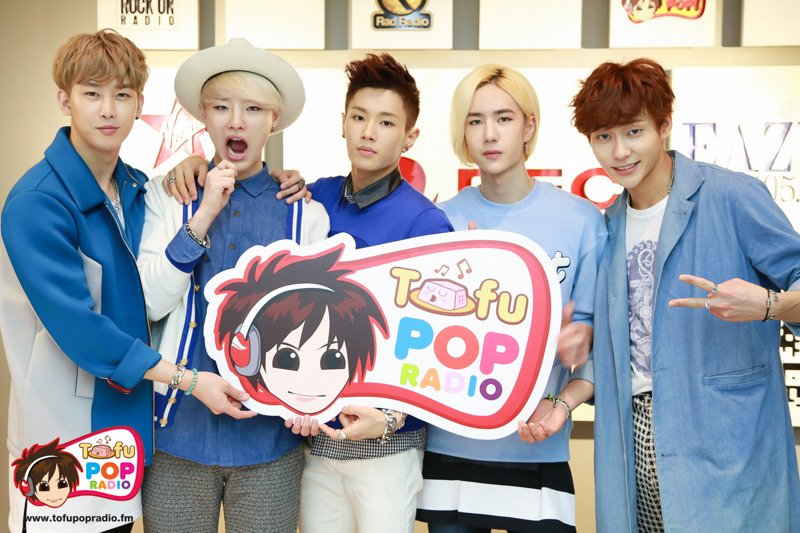 UNIQ_ARCHIVE's tweet photo. #UNIQ 
©Tofu Pop Radio https://t.co/iQmkDJBikv