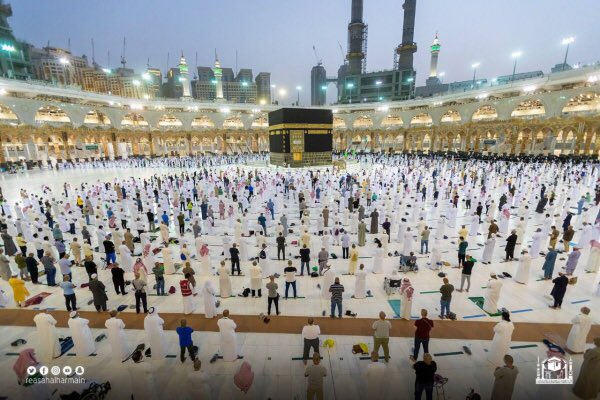 HaramainInfo's tweet photo. It is reported today that Umrah for those outside the Kingdom Of Saudi Arabia will resume from the 10th August 2021 insha'Allah. https://t.co/RFJvWlrFim
