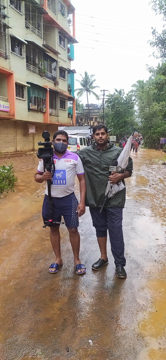 journo_aman's tweet photo. 3 days 3 location .
#Chiplun ,#Sangali, #Kolhapur.

#NonstopCoverage 
#MaharashtraFloods.
@watve_sandesh https://t.co/q9UfgYyQ11