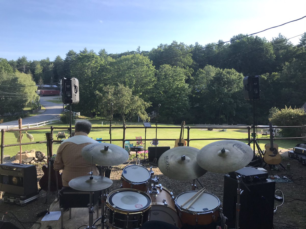 sethwarnermusic's tweet photo. beautiful views &amp; vibes here in Newfield #Maine https://t.co/6CRkiTWdC4