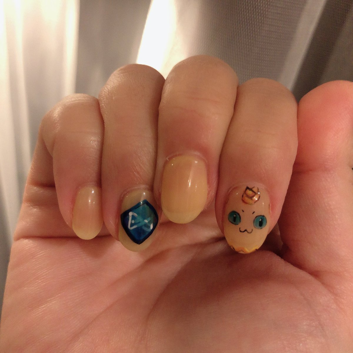 missbitcoin_mai's tweet photo. Axie と YGG モチーフのネイルにしたよっ💅

I've done a lot of nails with #Bitcoin and Ethereum design before , but this time I used Axie and YGG as motifs.  I L♡VE it !! https://t.co/cXLDr1KcUi