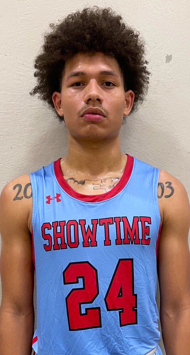 ShowtimeBoyzz's tweet photo. Showtime Ballers 17U squad finishes up 4-1 to win out the Steph Curry Bracket in a win over Gateway 68-67 led by 
SG @jahsean 30pts 
CG Kasai Fontanez 10pts 3stls
PG @iam_ray2x 10pts 7ast @UAassociation @RiseCircuit https://t.co/4ghdx9HGN6