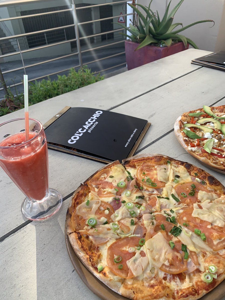 Zintathu_L's tweet photo. Nothing can get you in a good mood like good food 🤤 I enjoyed the Italo Swiss pizza at my fav @colcacchio Blouberg. Get yours here- https://t.co/FJlmjaFGjq #linkinbio👆
#MyColCacchio #LocalRestaurantLove #Ad https://t.co/iYUjGLVfMo