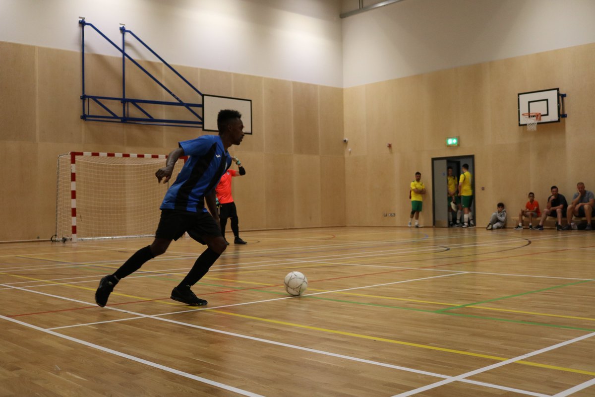 LondonFutsalLe's tweet photo. #welovefutsal #supportfutsal @DeafUKNews #StAlbansDeafFutsal @FcIntergen @junctionelitefc @FintaFutsal @LNFSengland matchweek 3 Saturday futsal league https://t.co/vn1LU9cACB