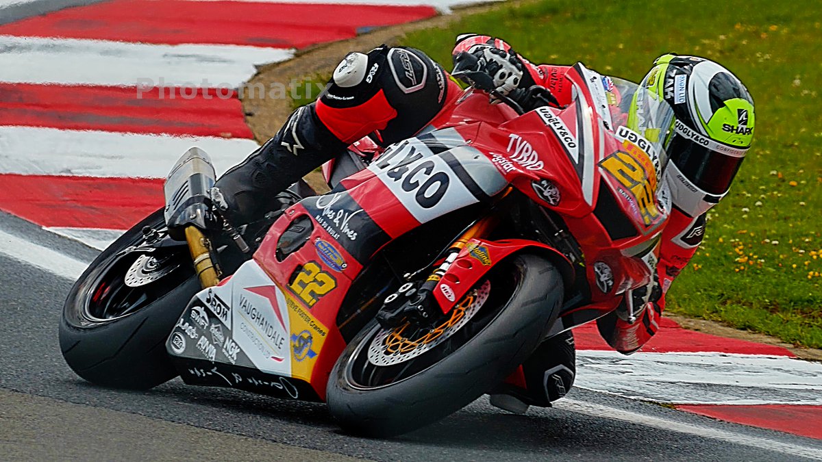 mediamotorrob's tweet photo. #mediamotorsport
#doningtonpark #worldsbk #wsbk #worldsuperbikes #superbikes #motorbike #motorsport #motorsportphotog https://t.co/Jh7Ruv9XXx