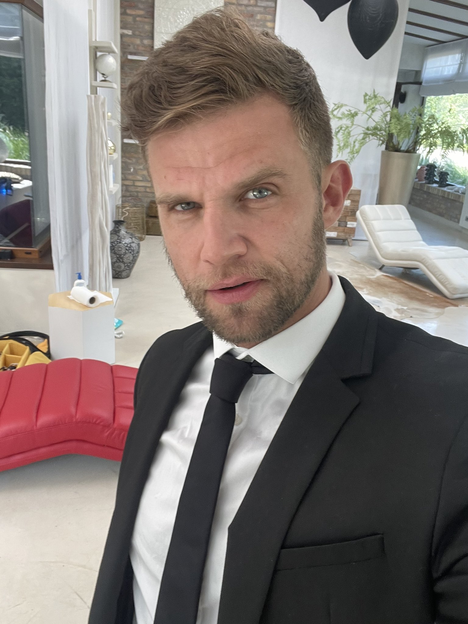 TW Pornstars - Vince Karter. Twitter. Mood of the day 007 style New