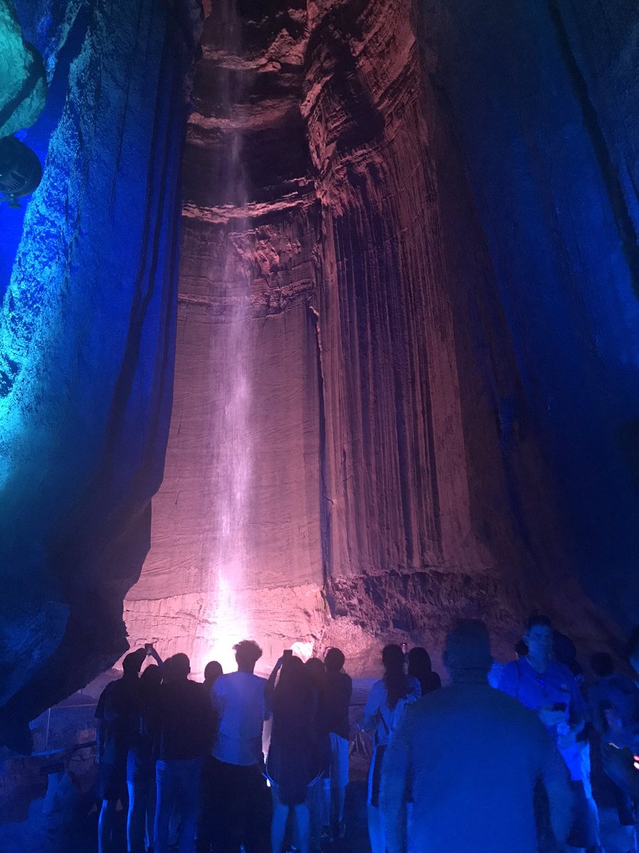 Ruby Falls is one of the largest underground waterfalls in the country! Such an awesome thing to see! #dpdsowingthegoodseed #roadtrip @DPYF4Kidz @AShawDPD @DPDSalas @DallasPAL @DPDMunoz @DPDChiefGarcia