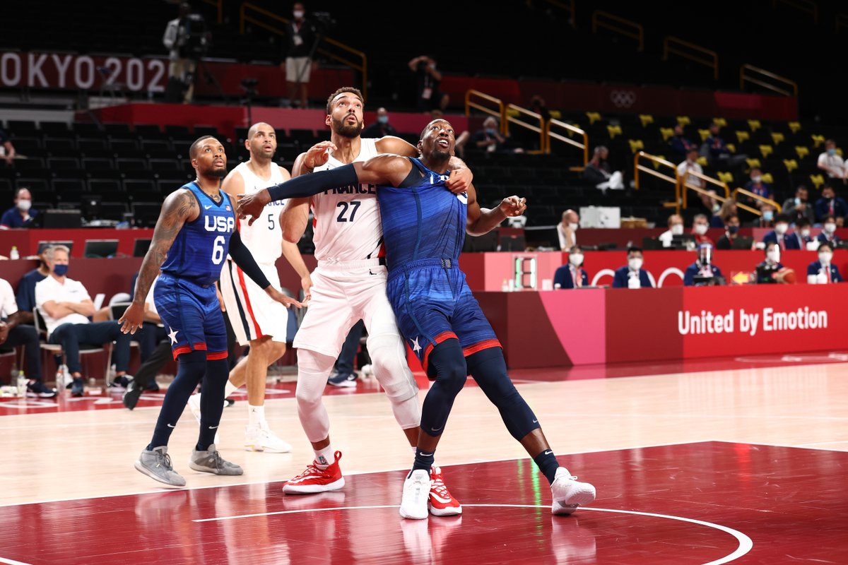 Team USA loses to France 83-76 in its first game of group play 😳

🇫🇷 Evan Fournier: 28 PTS
🇺🇸 Jrue Holiday: 18 PTS