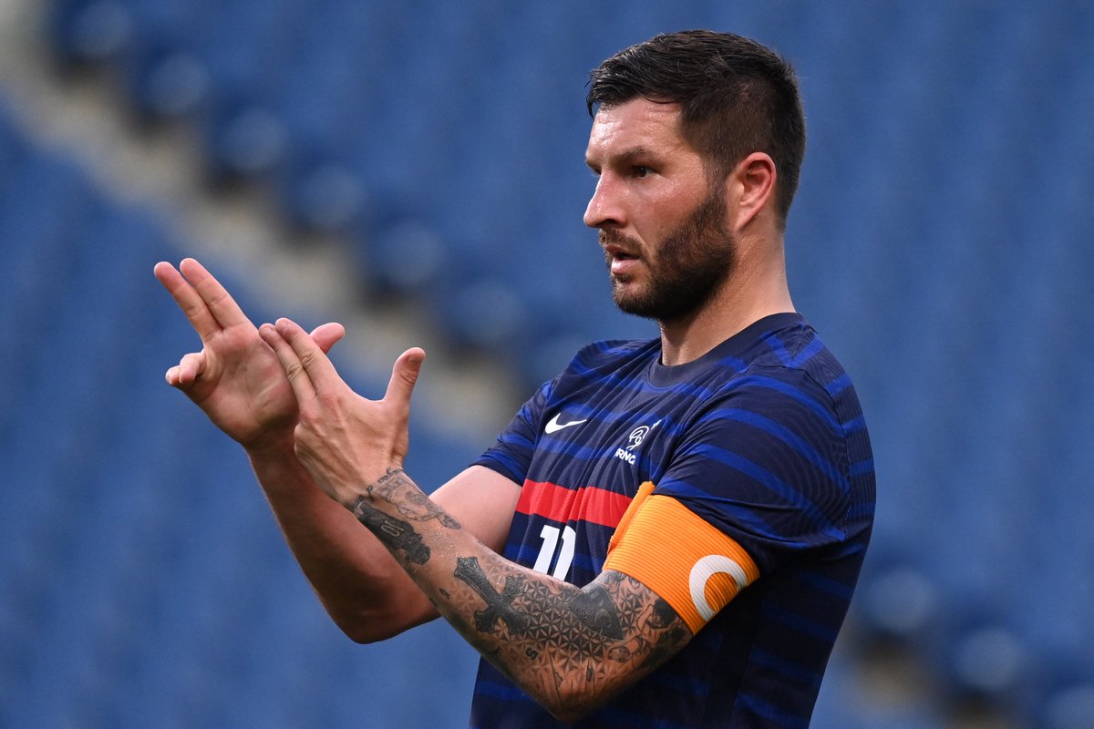 HTrickk's tweet photo. 🐯André-Pierre #Gignac anotó un #hattrickk para darle el triunfo a 🇫🇷 #Francia 4-3 sobre 🇿🇦  #Sudáfrica Ahora #LesBleus deben imponerse a 🇯🇵 #Japón para llegar a los cuartos de final de #Tokyo2020 https://t.co/TXLOSQXSTU