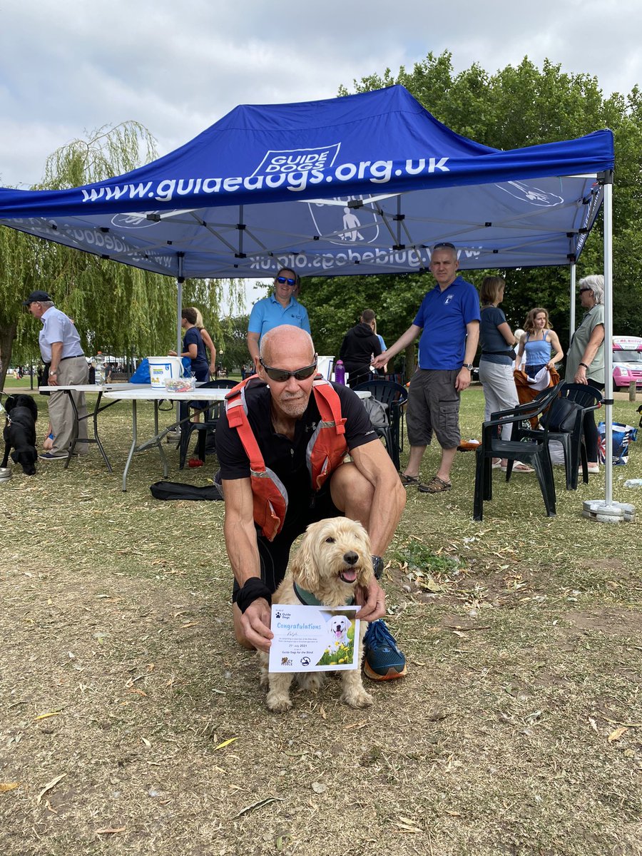 Ralph is one of our latest finishers in the Doggy Paddle. Lots of people finishing in Stratford now @FoRLSCC