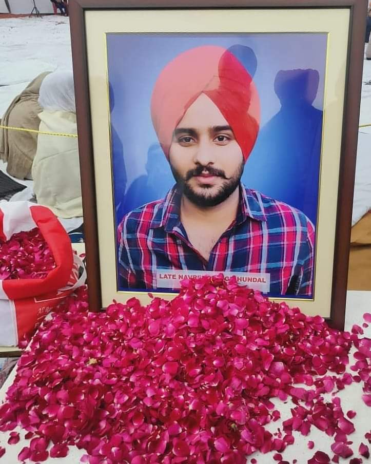 SinghK_says's tweet photo. ਖੜਾਂਗੇ
ਅੜਾਂਗੇ
ਲੜਾਂਗੇ
ਜਿੱਤਾਂਗੇ
💪🏻#JusticeForNavreet
#justicefornavreetkilling https://t.co/8O94jKNTLw