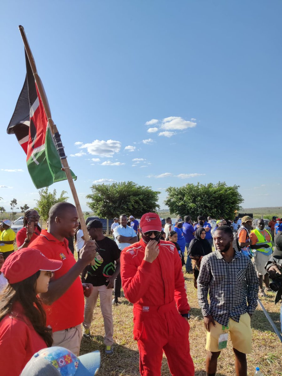 AMREFFlyingDocs's tweet photo. #TeamAMREF #TeamKaranRacing in the Kenyan FIA rally in Tanzania for 3rd round of #ARC.
#KeepWinning
#AMREFFlyingDoctors #MedicalEvacuations #AirAmbulance #GroundAmbulance https://t.co/vO3m51hkdW