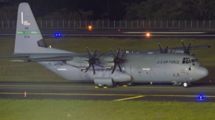 #LoUltimo 🚨📢🇨🇴 #Colombia Continua el despliegue de aeronaves de 2️⃣Lockheed Martin C-130J-30 Hércules de la USAF 🇺🇸 arribaron ayer en la noche al Aeropuerto de Rionegro Medellin 11-5740 📸 11-5734 📸