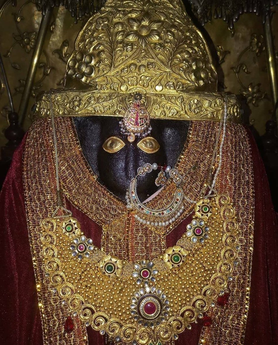 Nidhi7007's tweet photo. MahaKali Bawe Wali - Bestower Of Instant Benediction.🌸 https://t.co/THayNPyQUa