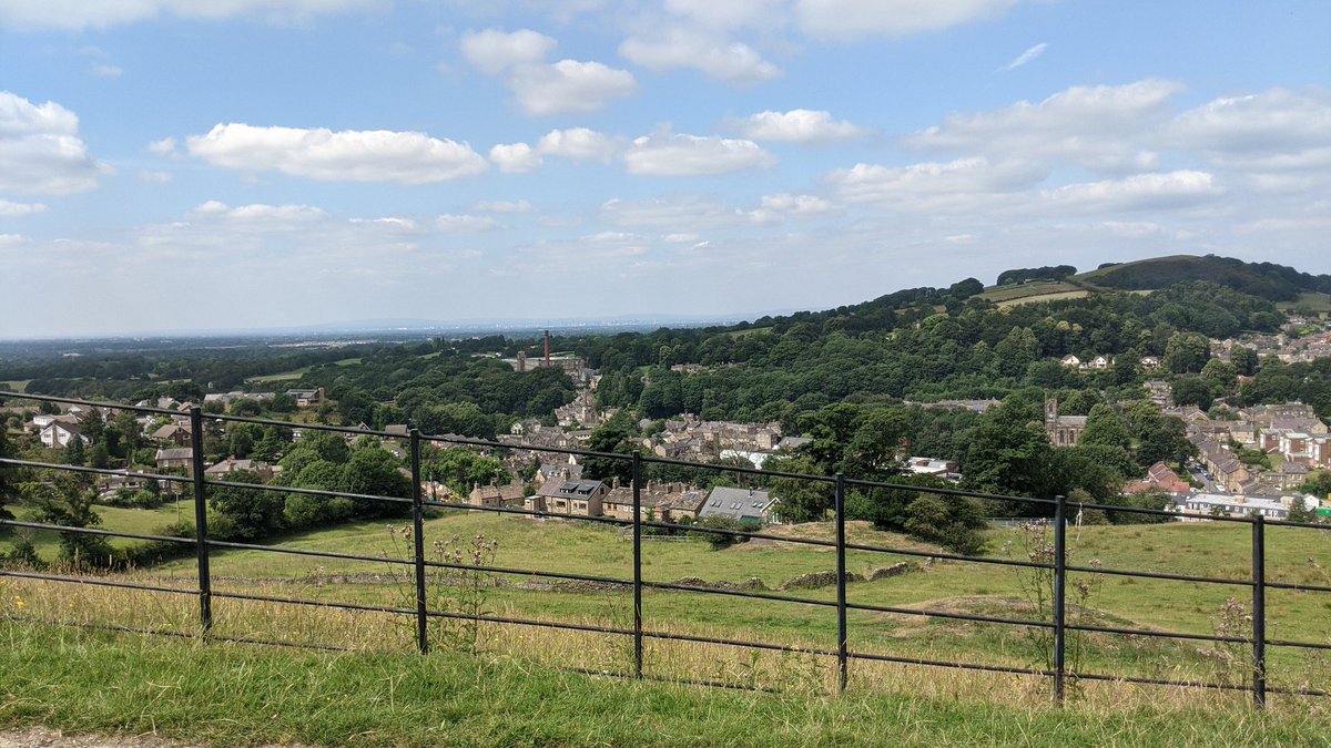 Jane_Dev's tweet photo. @SlowWaysUK Looking over Bollington, Cheshire to Manchester skyscrapers in the distance https://t.co/7I4BKYfIvp
