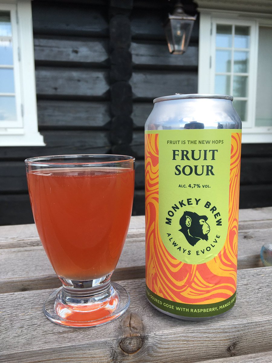 AudunBraten's tweet photo. «Fruited kettle-soured gose with raspberry, mango and passion fruit».
Sue me. #MonkeyBrew #ØlTwitter https://t.co/NXaglNuM0E