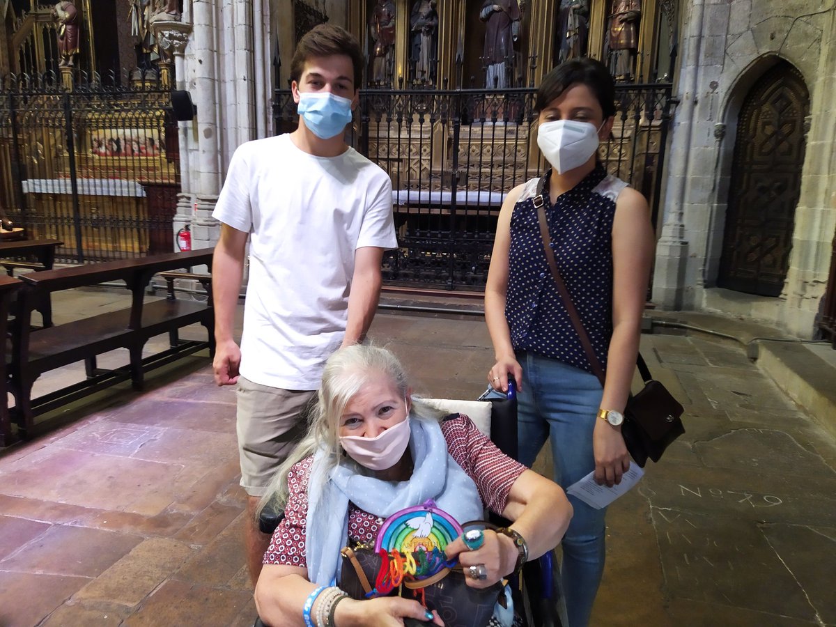 jovenesxla_paz's tweet image. 1a Jornada Mundial de los Abuelos y las personas mayores. Un regalo para todos los ancianos amigos de @santegidio_ES hecho por los niños de las Escuelas de la Paz estos días de vacaciones. #vivalosancianos #santegidiosummer #globalfriendship
#PapaFrancisco