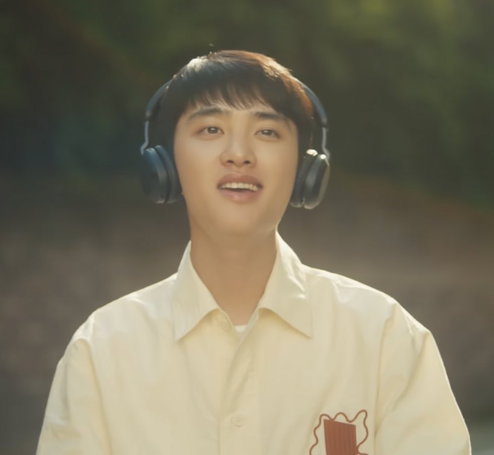 enthralleddd's tweet image. All I know is Kyungsoo is going to debut as a soloist in 18 hours! That’s enough to celebrate!Our 9-year long-awaited highly-anticipated solo album is finally here! Let’s enjoy this to the fullest! 🥳
#DO_1stSOLO #GetSetDO #ItsDOtime #공감 #도경수 #엑소디오 #DohKyungsoo #Kyungsoo