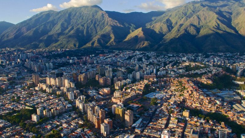 Caracas: 454 años dando el ejemplo de luchas y victorias mazo4f.com/246432  #ConChavezBatallaYVictoria