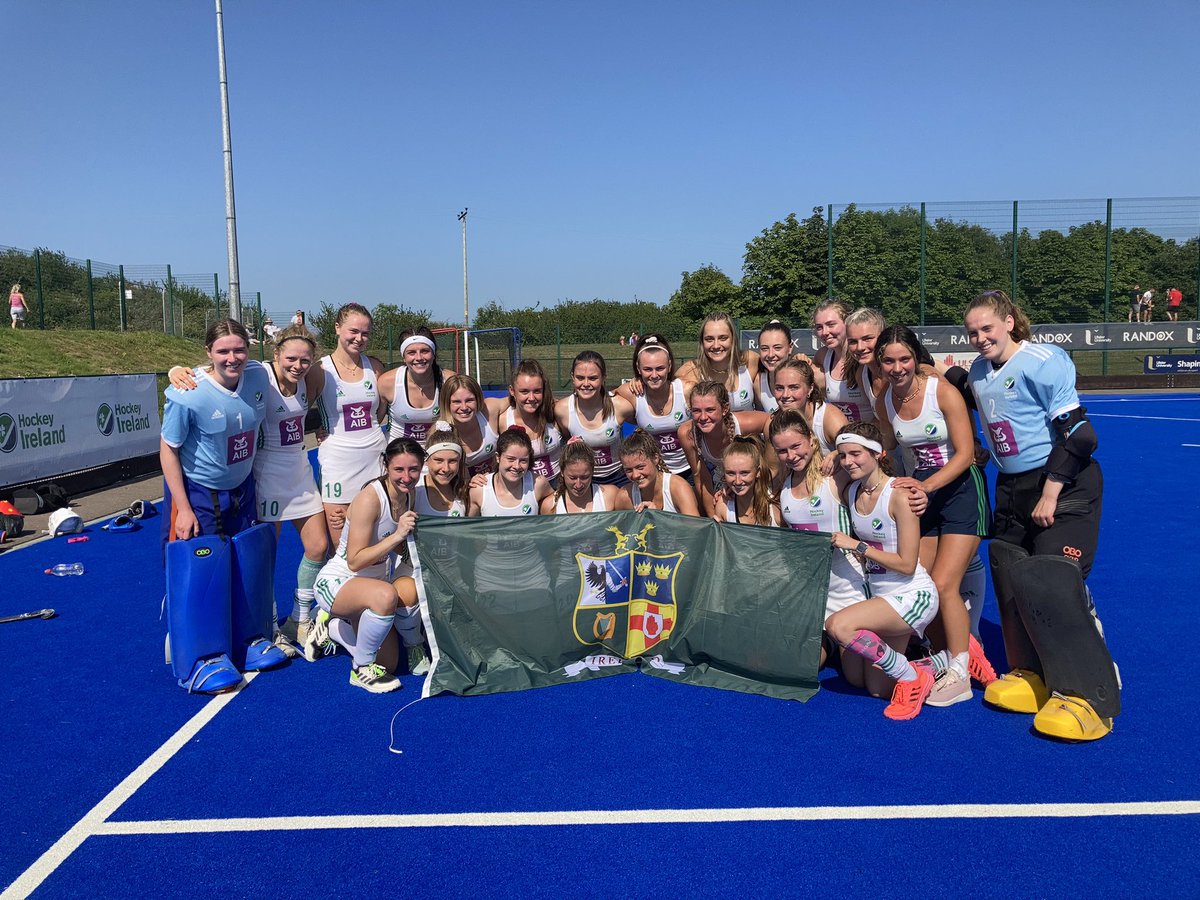 IreGirlsJAG's tweet photo. 4 NATIONS WINNERS!!!! 🥳🥳🥳#futureisbright @irishhockey https://t.co/HIArt1JENp