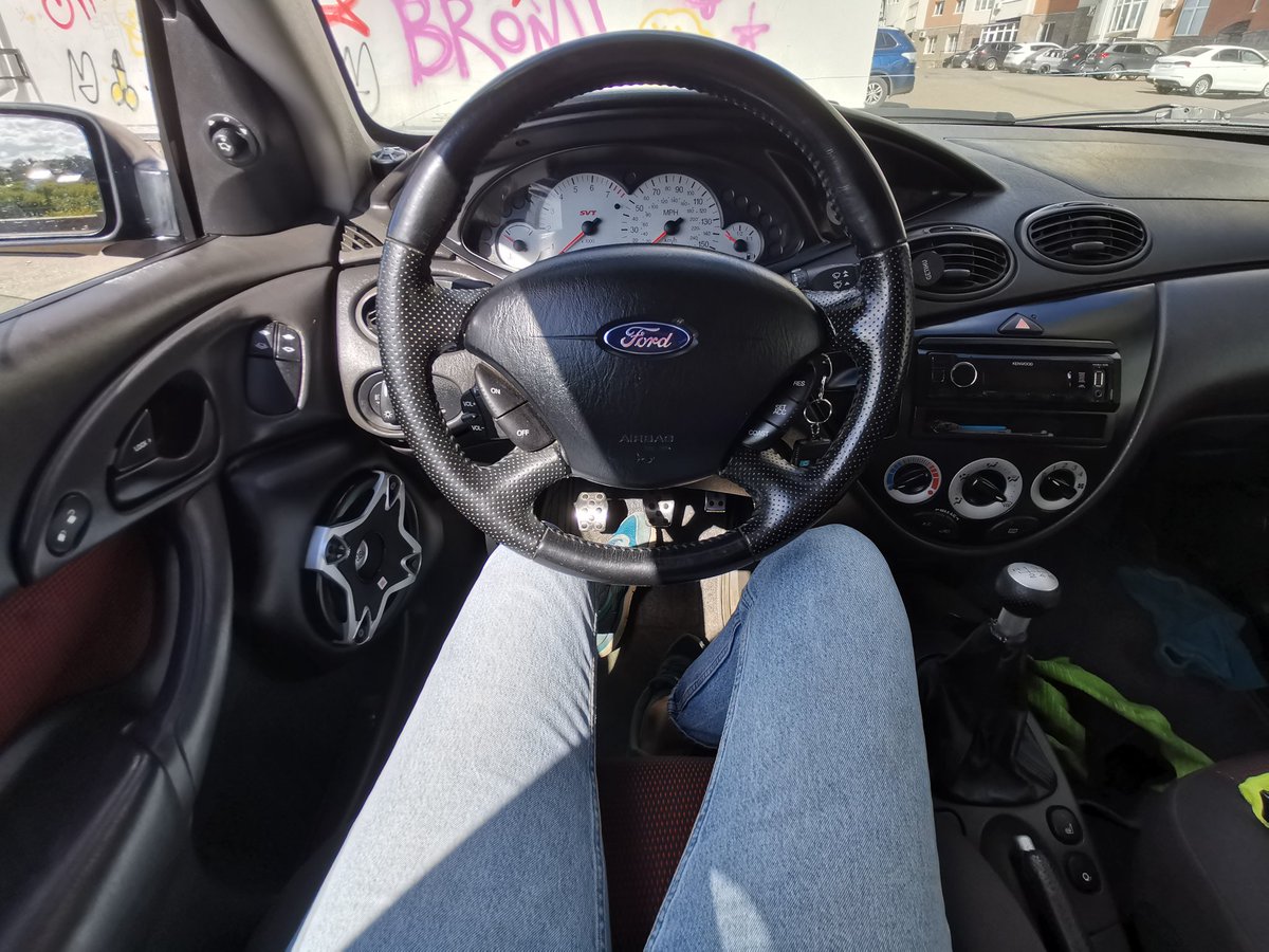 FrauLizchen's tweet photo. Отпидорасила машину внутри и снаружи, люблю фордяо, сил нет
#fordfocussvt https://t.co/XVTPJQma9e