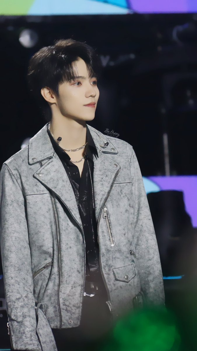 lyzarchive's tweet photo. 21.07.25 | Super Music Festival

© BeHappy·罗一舟

#罗一舟 #LuoYizhou https://t.co/syhpjQj2bo