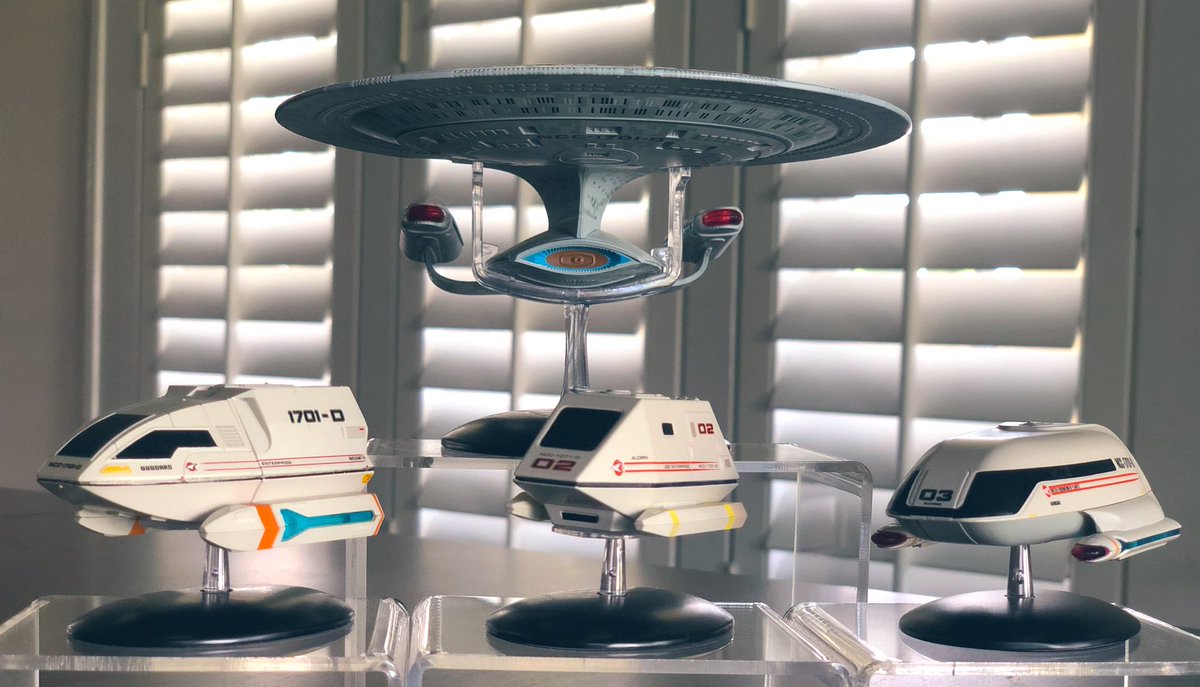 NCC-1701-D

#LittleShips