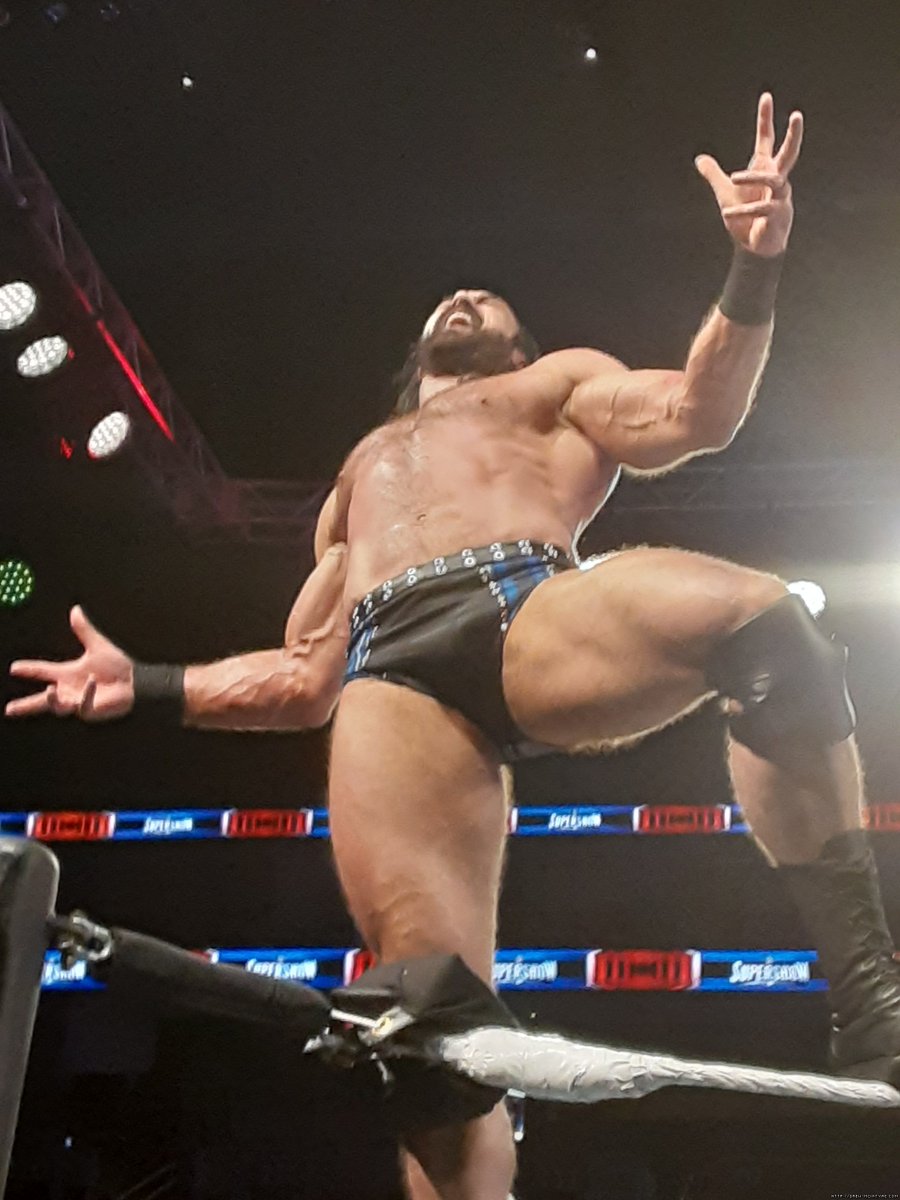 #WWEPittsburgh Candids-drew-mcintyre.com/photos/thumbna… (@DMcIntyreWWE)