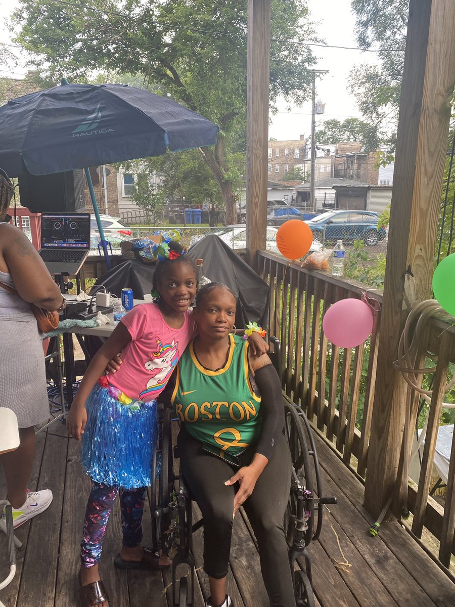 GKMC18's tweet photo. Yesterday @GKMCBmore joined our WestSide organizers for #KeyonBoyd’s Angel day. Not only do we try to create safe spaces for youth through out the city. We also try to support as many survivors & families impacted by #GunViolence as possible.
We keep us safe!
#PeaceBook https://t.co/G2MuwYb21X