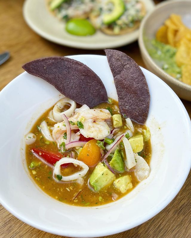New idea: Ceviche Sundays should be a thing. Make it happen with some fresh ceviche - we make ours with ono, shrimp, squid, avocado, tomato, red onion, roasted tomato, and agua de chile. 
__________________________
📷: @pubikboi