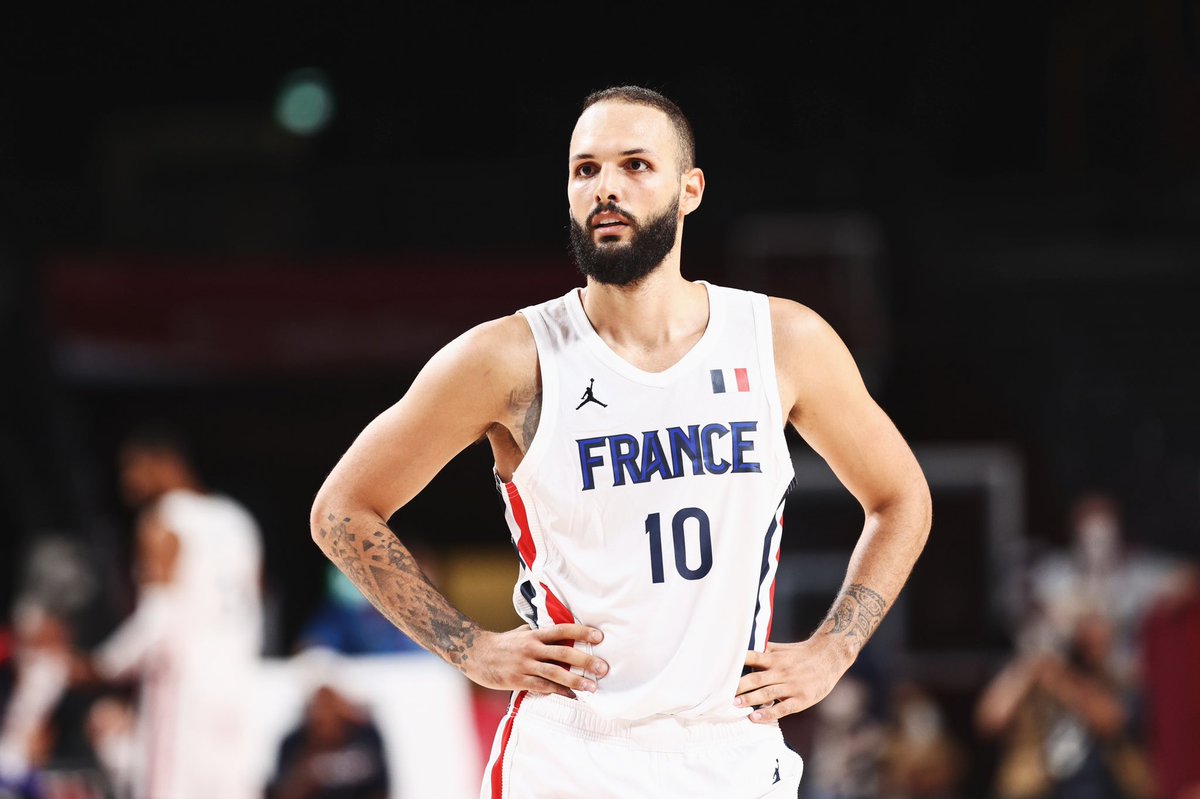 BallerSt_'s tweet photo. Leader. 🇫🇷 https://t.co/4AlHH3f6jA