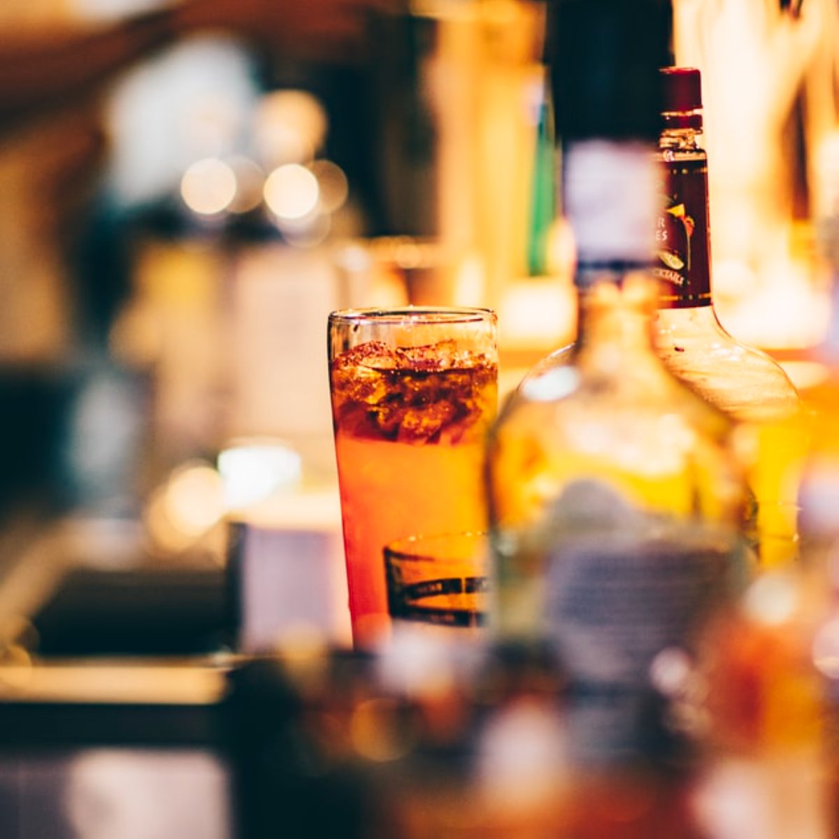 fourdownsbcs's tweet photo. Quality drinks don't come easy, but you're worth it, College Station! https://t.co/SiOzYFtJHz