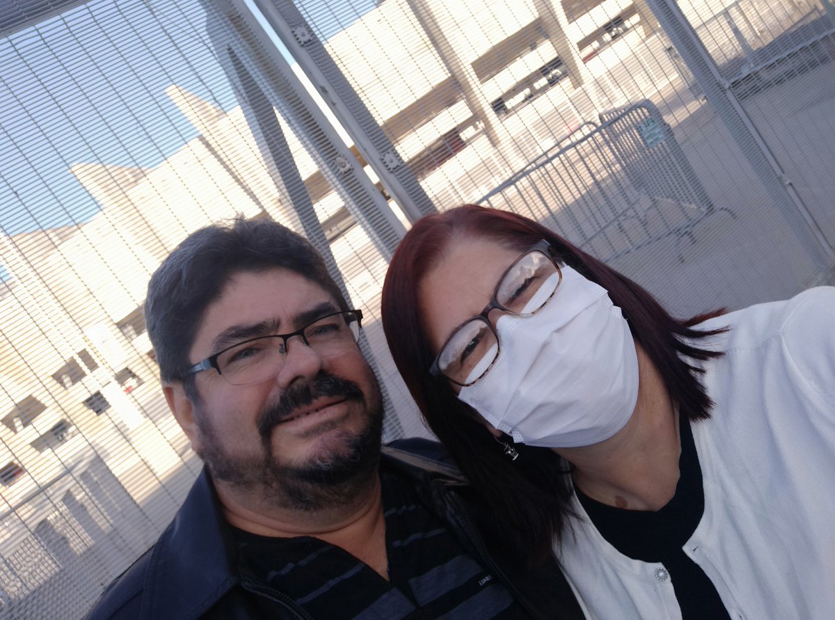 spgmiranda's tweet photo. Fui passear em Belo Horizonte e resolvi realizar meu sonho, conhecer o Mineirão. Não entrei, mas já me dou por satisfeita de poder contemplar essa imagem, mesmo que seja do lado de fora...
@MAIRAVLEMOS https://t.co/E5HgcYCTty